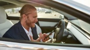 tesla-voiture-electrique-taxe-superchargeurs