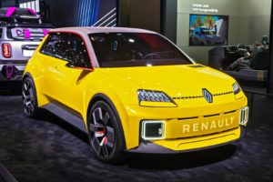renault-5-e-tech-voiture-electrique