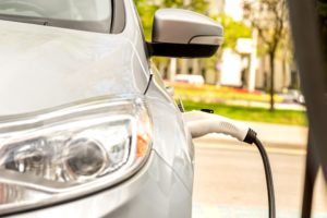 Borne-recharge-electrique-10000-france