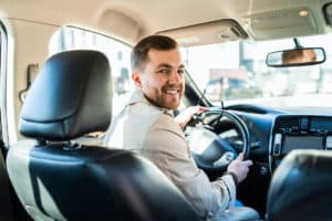 VTC, transport, avril 2024, chauffeurs, Comin, Maze, plateforme VTC, Uber, concurrence, commission, rémunération, application, Ile-de-France