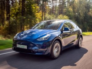 Tesla-model-Y-autonomie