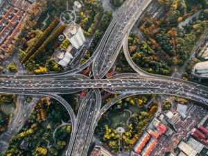 Climat : les constructeurs automobiles vont devoir réduire leurs émissions de gaz à effet de serre Unsplash