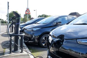 Automobiles : quels modèles les Français achètent-ils ?