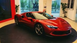 Forfait Ferrari : 7 000 € pour l'entretien des voitures électrifiées