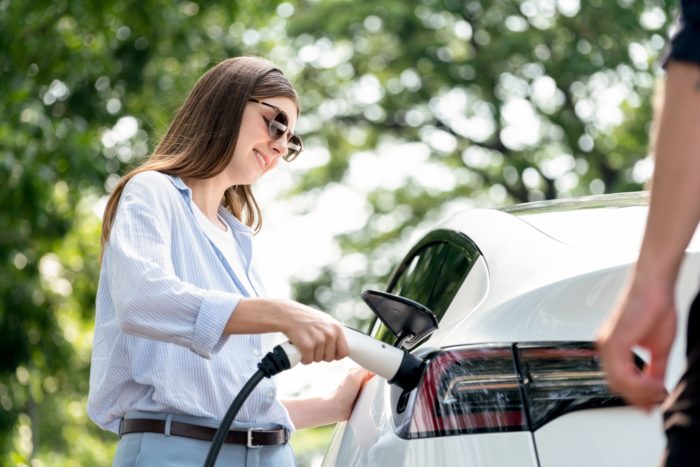 Voitures électriques : de plus en plus populaires malgré leur autonomie