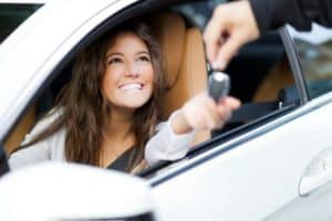 ventes, Renault 5 E-Tech, AAA Data, classement, top 5 , France, concessionnaires, Tesla, Citroën, Peugeot, automobile, voiture électrique