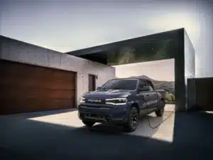 Stellantis a choisi de reporter le lancement de son RAM 1500 REV en 2026, pour le marché américain. Stellantis