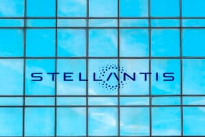 Stellantis Annonce Fermeture Dune Nouvelle Usine Couperet Tombe Lemploi Automobile