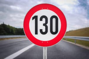 Les Pays-Bas relèvent la vitesse sur certaines autoroutes : un tournant qui divise