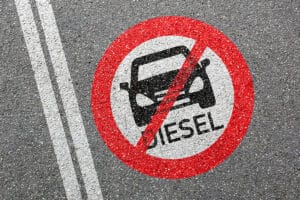 Les zones à faibles émissions : un sacré chamboulement pour les automobilistes français en 2025