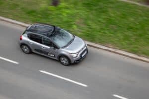 marche-automobile-baisse-prix-2025