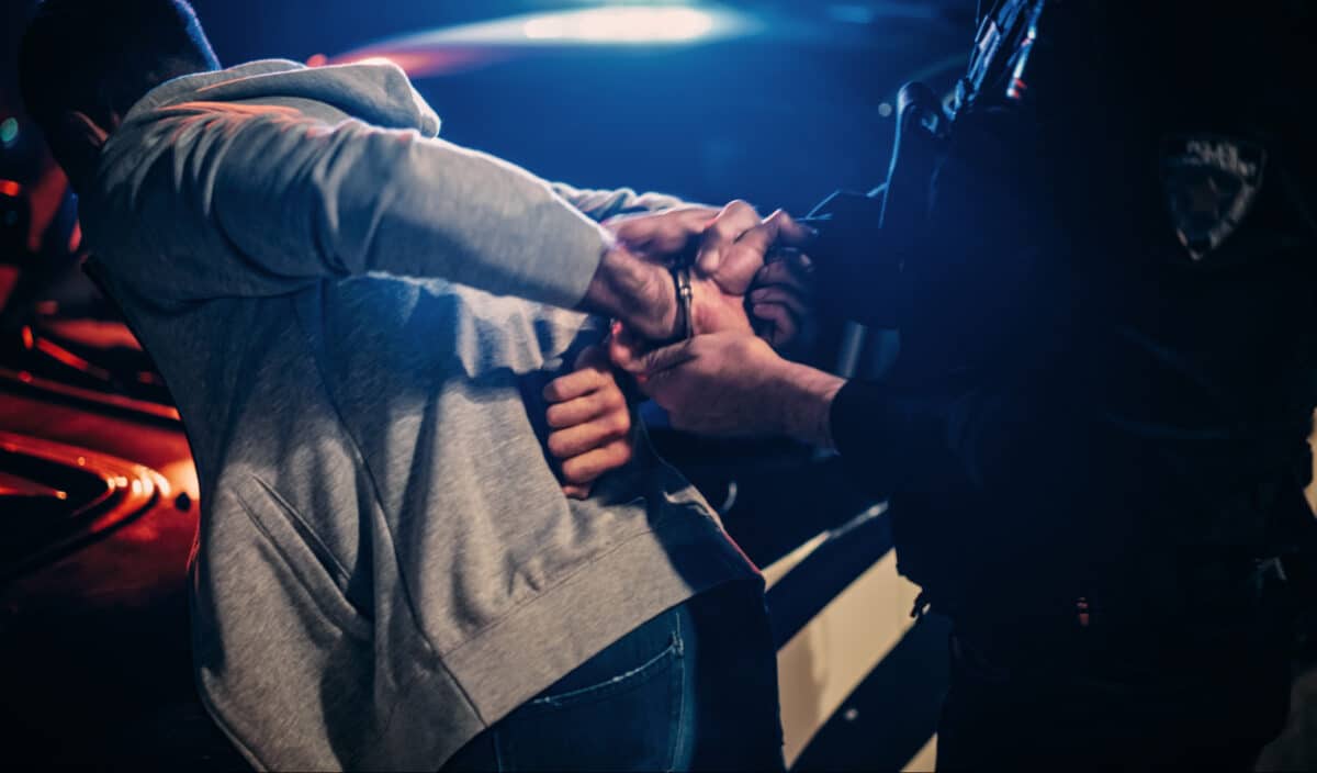 Positif aux stupéfiants, il roulait devant un dessin animé : les policiers n’en croient pas leurs yeux