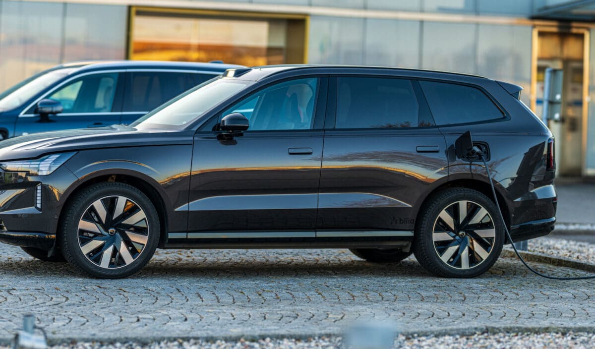 Cette Volvo électrique risque d'endommager votre télephone