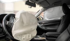 Airbag Takata : l'état ordonne un rappel et une interdiction de rouler, comment éviter cela ?