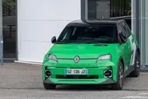 Le leasing social revient en force en 2025 avec des véhicules à partir de 95€ seulement