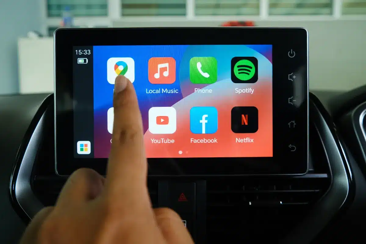 IPTV, YouTube… Cette appli gratuite débloque un mode secret sur Android Auto
