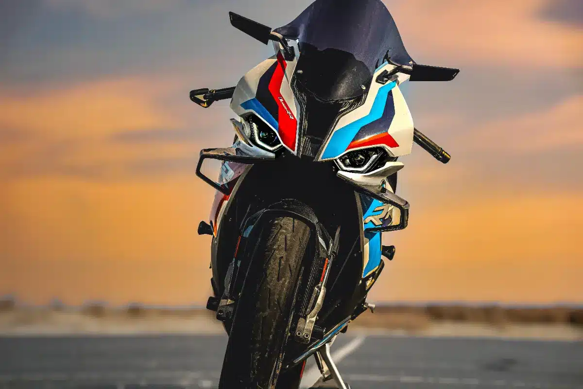Suzuki relance sa bête de course : ce monstre est enfin autorisé sur route !
