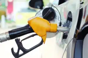 Hybride ou diesel ? Le grand perdant à la pompe n’est pas celui que vous croyez