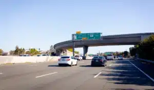 Autoroute : ce que risque vraiment un conducteur qui roule trop doucement