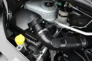 « Jamais vu avant » : Renault fabrique un moteur thermique unique au monde