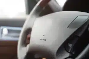 Scandale Takata : votre voiture pourrait être recalée au contrôle technique en 2026
