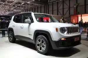 Coup de tonnerre en Chine : le plus grand constructeur automobile mondial jette l’éponge