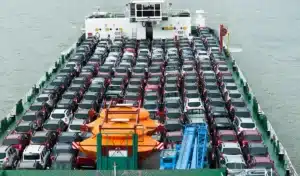 En mer Rouge, les pirates épargnent mystérieusement les cargos de véhicules chinois : la raison intrigue les experts