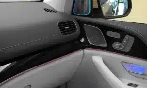 Renault installe une mystérieuse caméra dans ses voitures : la vraie raison enfin révélée