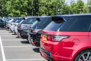 Malus écologique : Lecornu prépare un coup de massue qui va faire flamber votre facture auto