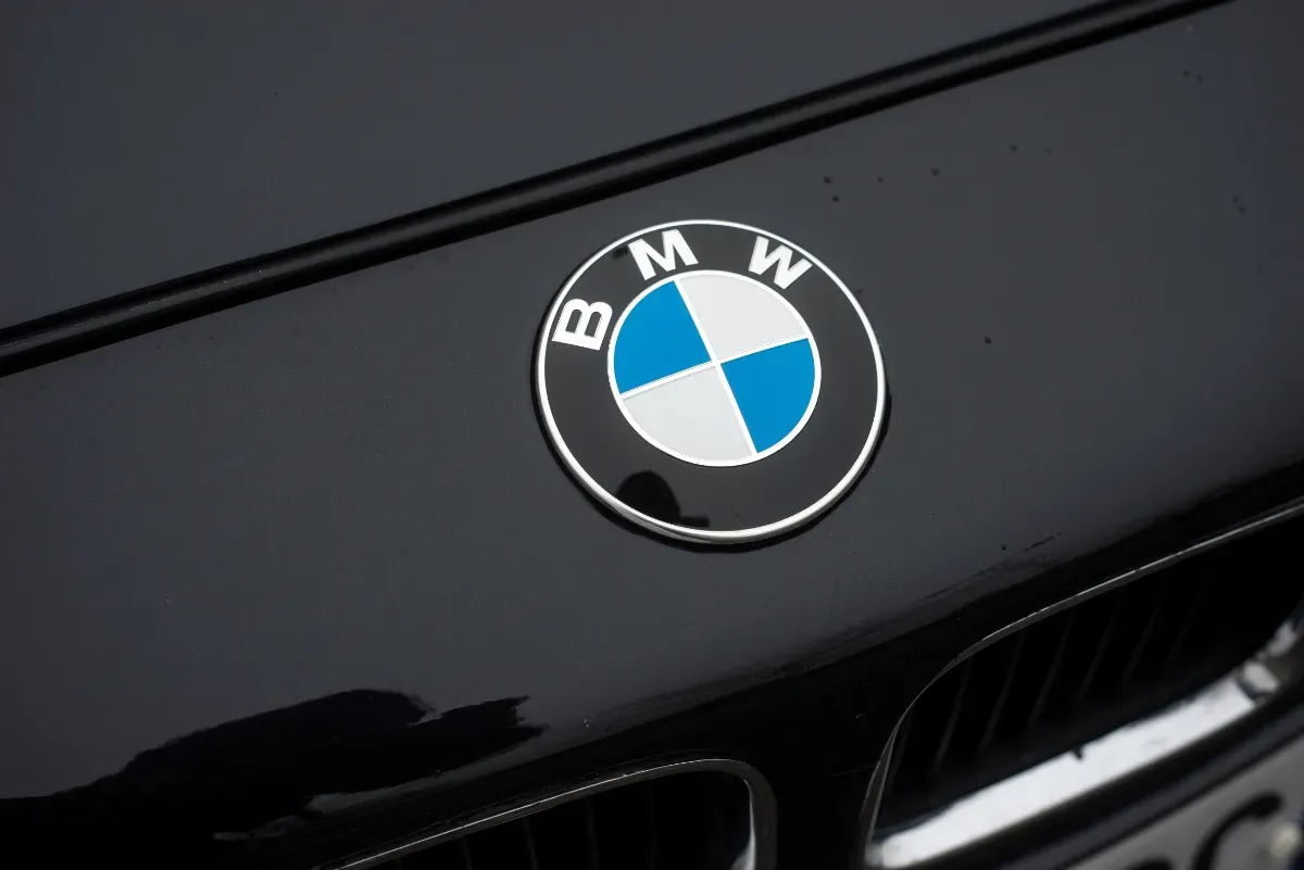 Réparer sa BMW soi-même ? Ce nouveau brevet pourrait tout simplement l’interdire