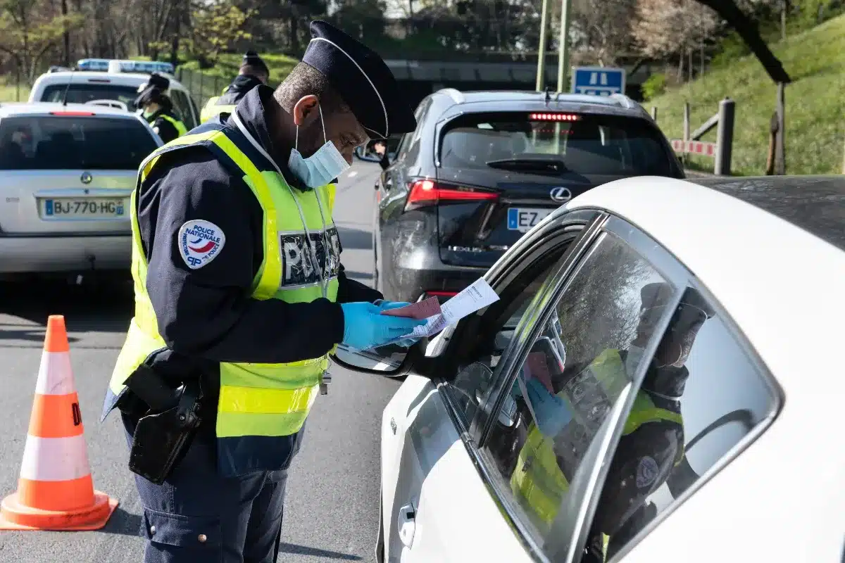 Peut-on rouler trop vite pour sauver une vie ? La justice tranche