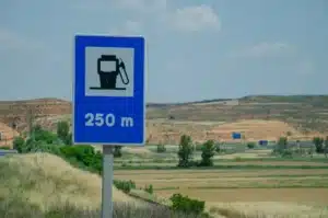 L'Espagne a divisé par deux la TVA sur les carburants dans la nuit de samedi : les automobilistes français près de la frontière ont déjà changé leurs habitudes