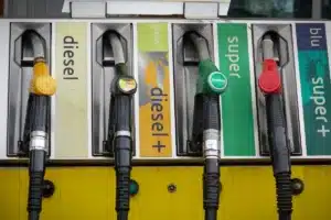 « Il faut en laisser pour les autres » : ces scènes inattendues aux stations-service inquiètent