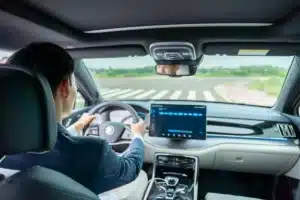 Avant 2027, la Chine impose des règles choc qui bousculent l’auto autonome