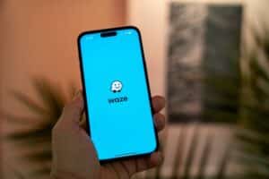 waze-agent-routes-securite-routiere