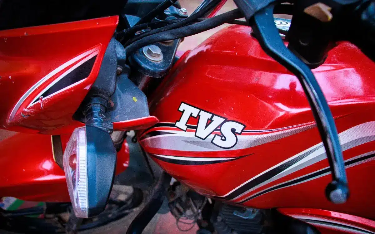 Ce constructeur moto que personne n'attendait débarque en France avec des prix si bas que les concessionnaires n'y croient pas
