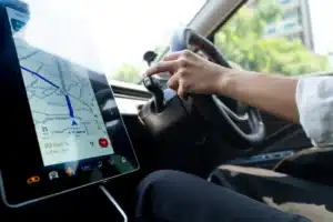 Pourquoi de plus en plus d'acheteurs du Samsung S26 regrettent leur achat : un bug Android Auto rend le téléphone inutilisable en voiture