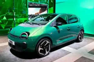 Pourquoi beaucoup de Français hésitent encore à passer à l'électrique alors que le gouvernement vient de doubler les aides à l'achat