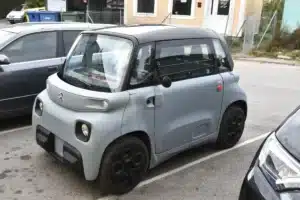 Un ado de 14 ans flashé à 94 km/h dans une Citroën Ami : les gendarmes n'en reviennent pas, les parents reçoivent une amende salée