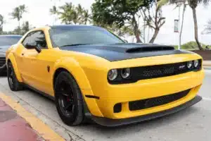 Il achète une Dodge Challenger SRT Demon 170 à 112 000€, roule 114 km et la revend plus cher