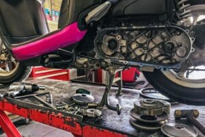 Les 5 meilleurs sites pour acheter des pièces moto : notre comparatif