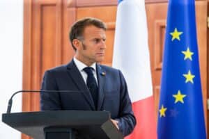 france-bornes-de-recharge-electrique-2030