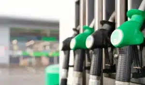 Prévoir les prix du carburant avec Chiffrex, l'appli imaginée par des étudiants castrais