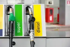 Carburant : votre plein d'essence se transforme en bon d'achat à dépenser dans cette enseigne