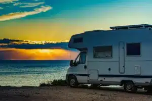 Il traverse l'Italie en camping-car et reçoit 6 ans plus tard une amende d'autoroute