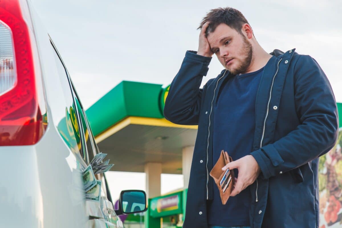 Carburant à 2 euros : calculez l'impact réel sur votre budget auto