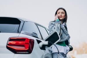 Recharge électrique à 0,19 €/kWh chez Leclerc : le piège des bornes lentes