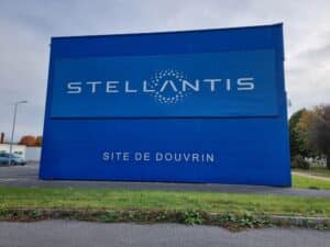 stellantis-adieu-v6-moteurs-douvrin