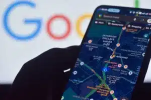 Mauvaise nouvelle pour les automobilistes : Google Maps retire le trafic en temps réel de la carte, et personne ne sait quand il reviendra
