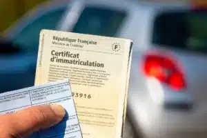 Beaucoup de gens ne le réalisent pas, mais le nom sur votre carte grise ne prouve pas que vous êtes propriétaire : les tribunaux l'ont confirmé